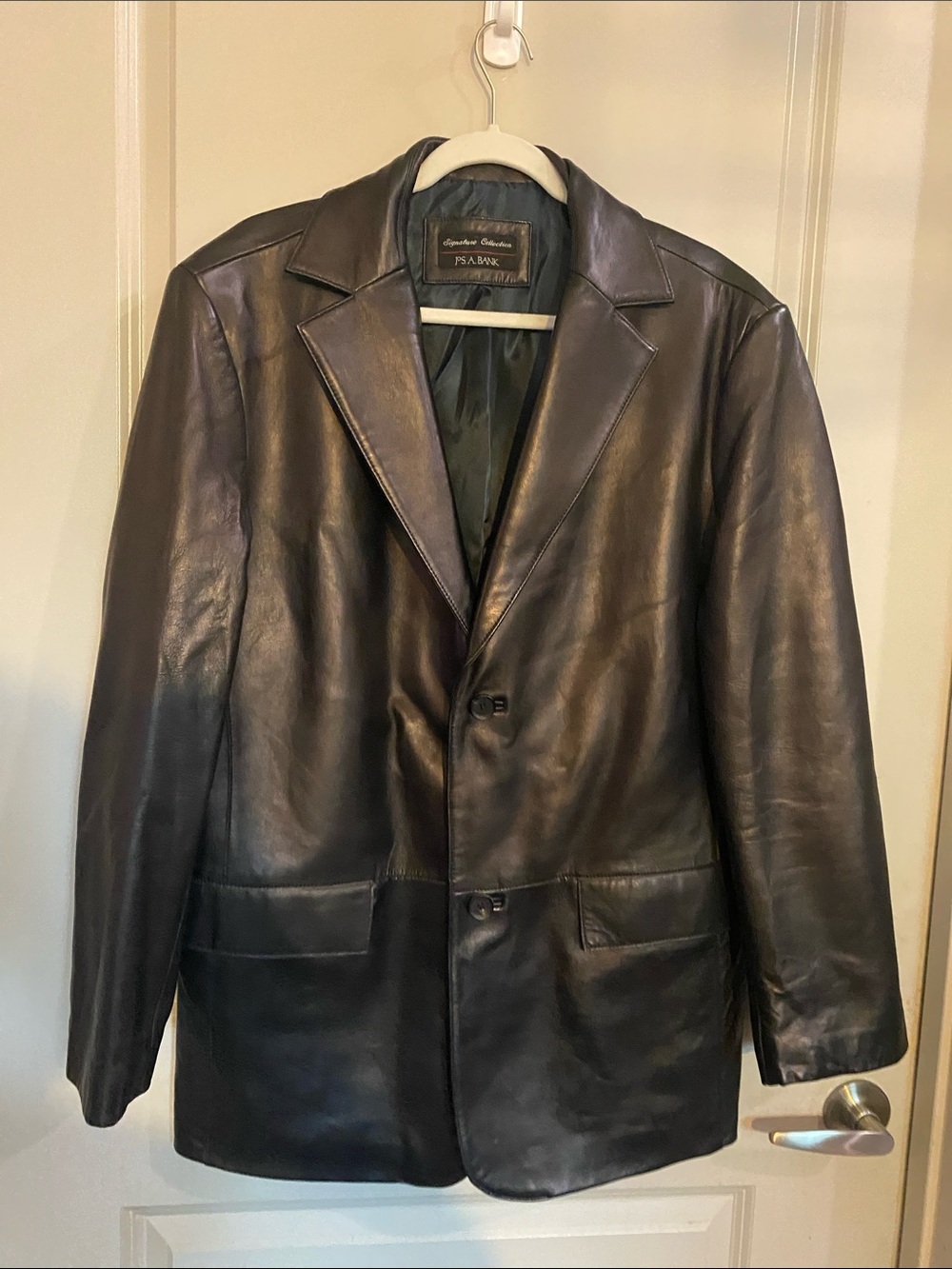 JoS A. Banks mens calfskin leather sports jacket brand new Medium